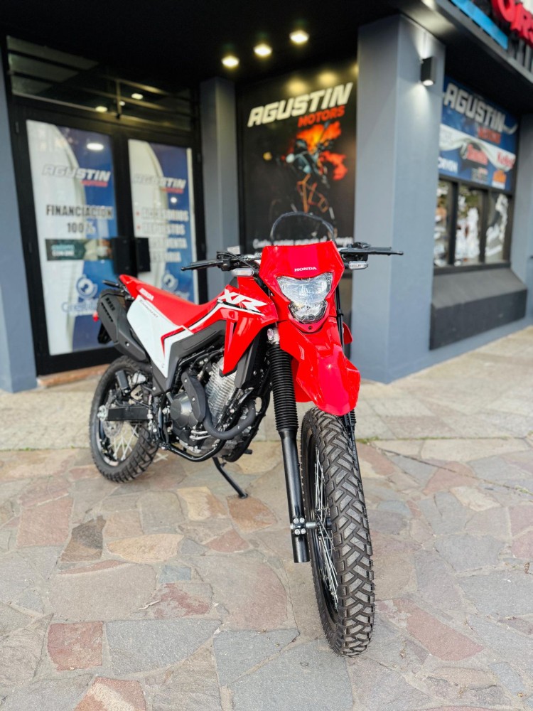 Honda Tornado